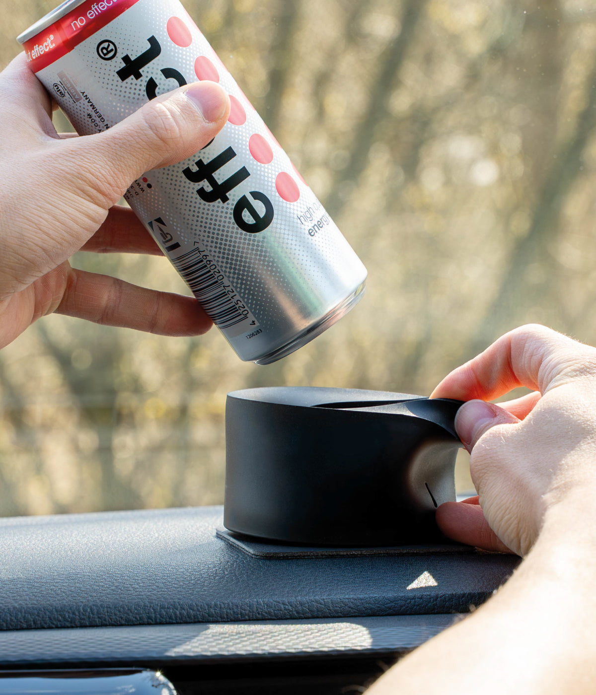 Magnet-Adapter Dose Armaturenbrett