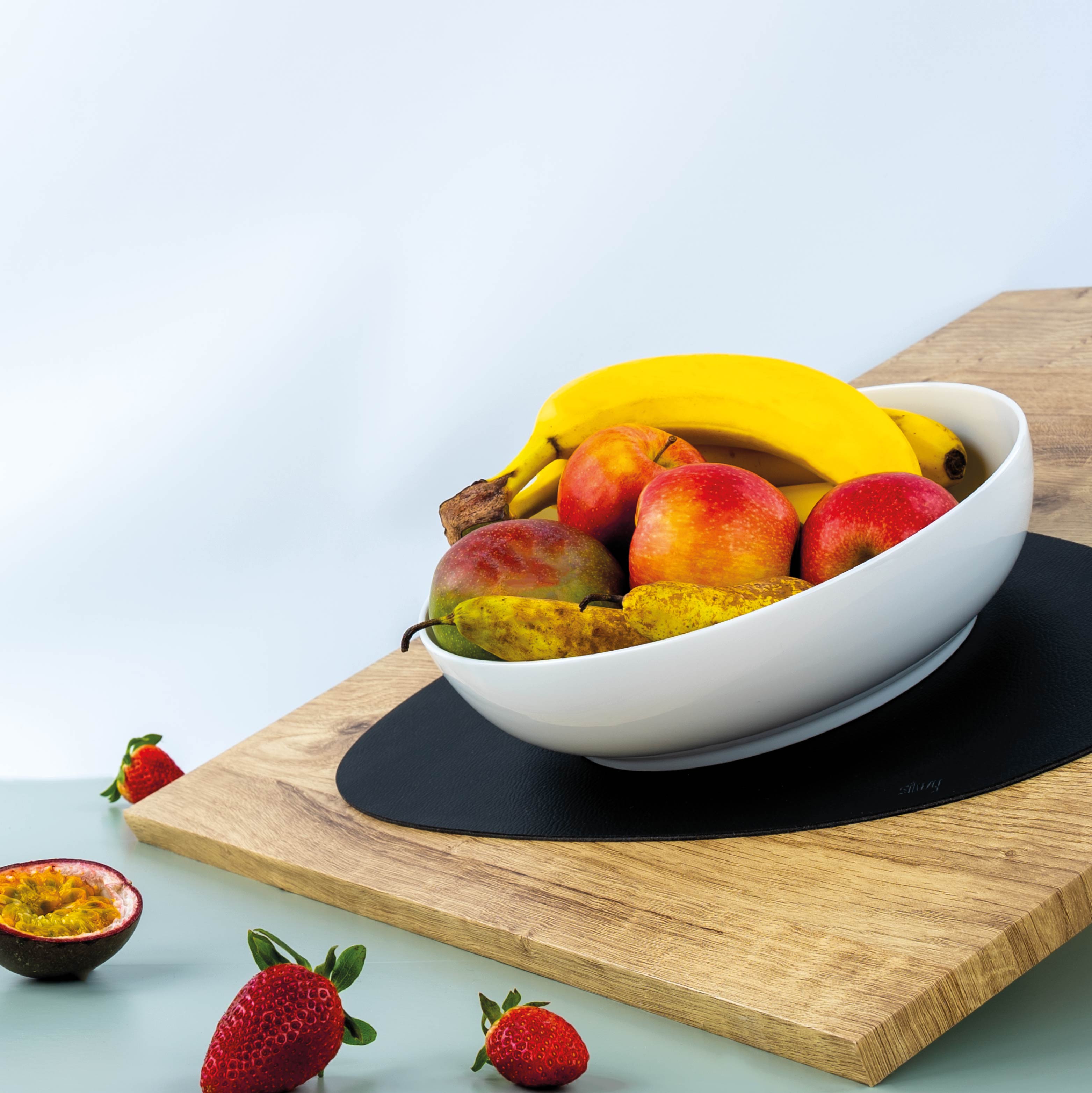 Magnet-Food-Bowl wird durch ein Platzset  in Schräglage fixiert