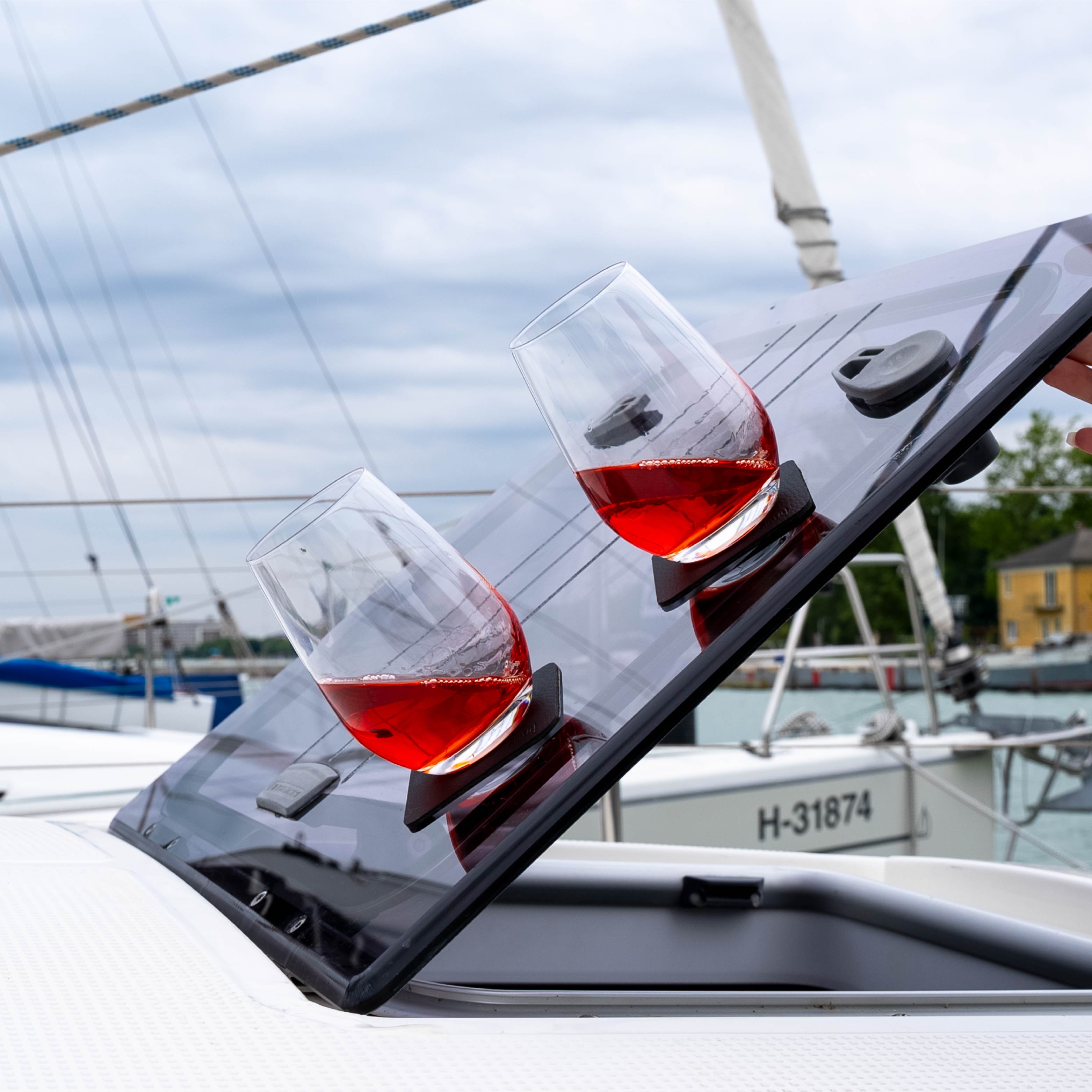 Magnet-Kristallgläser WEIN und LONGDRINK inkl. Leiste BLACK