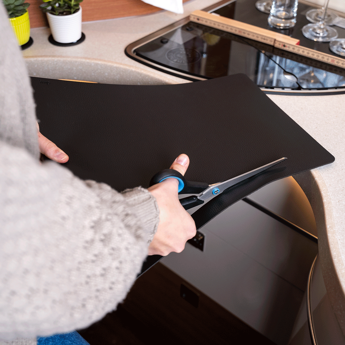 Metal Nano Gel Mat BLACK