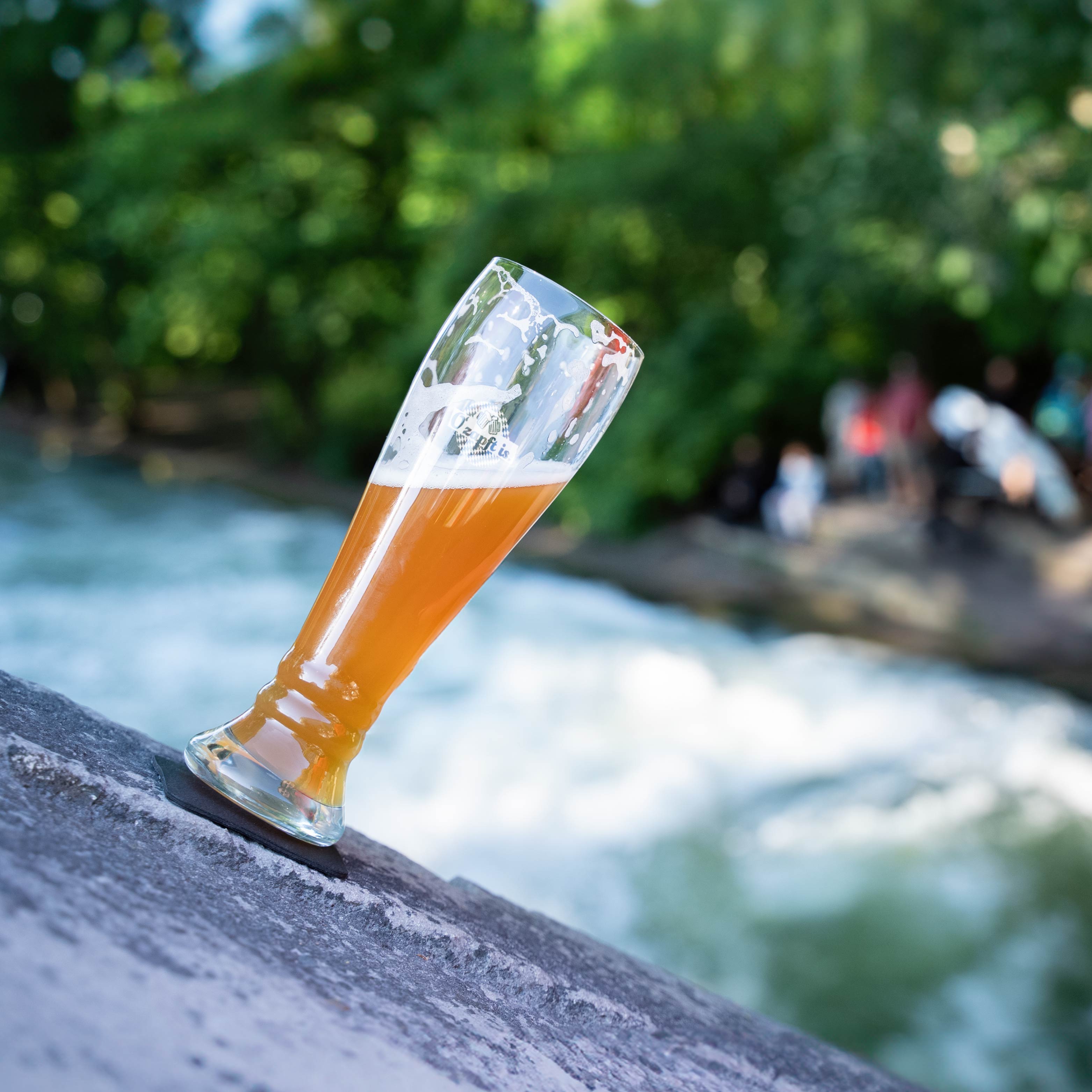 Magnet-Kristallglas WEIZENBIER O'ZAPFT IS