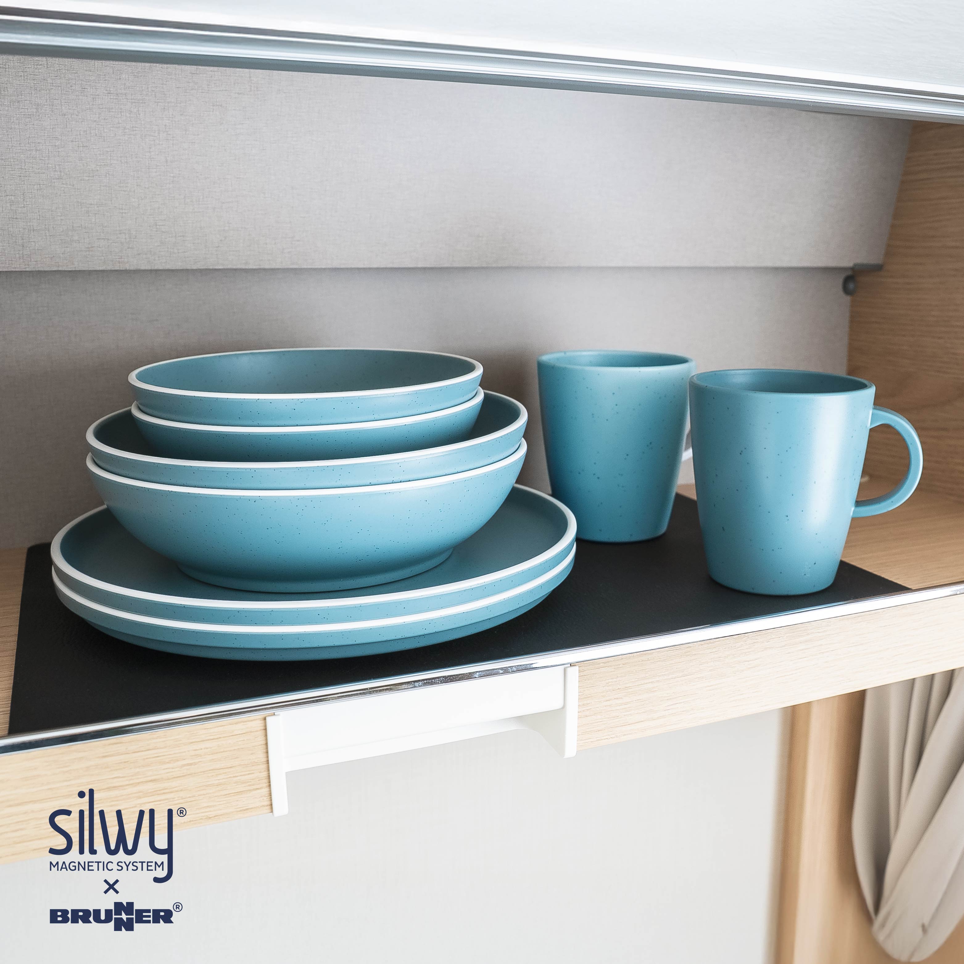 Magnetic Plastic Tableware Set DOLOMIT BLUE