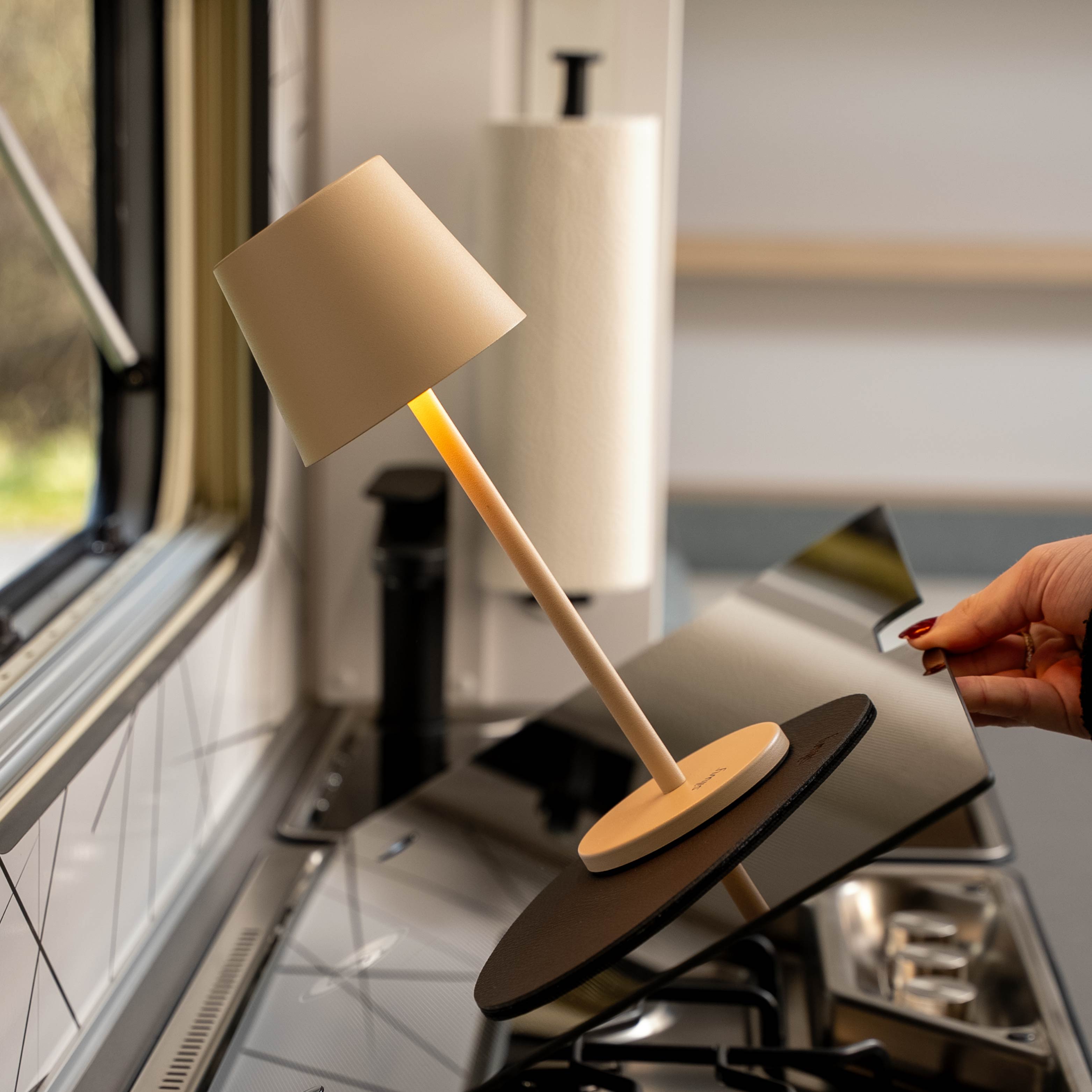Lampe magnétique L SABLE incl. set de table