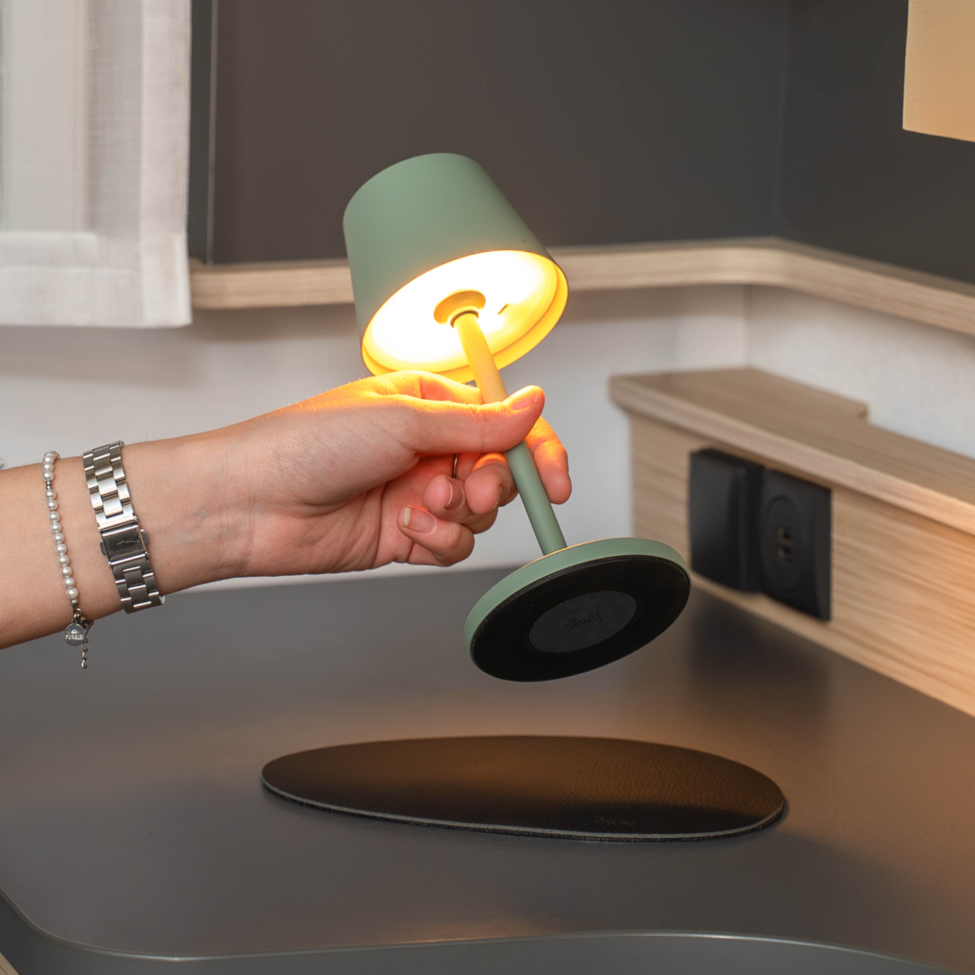 Lampe magnétique S SAGE incl. set de table
