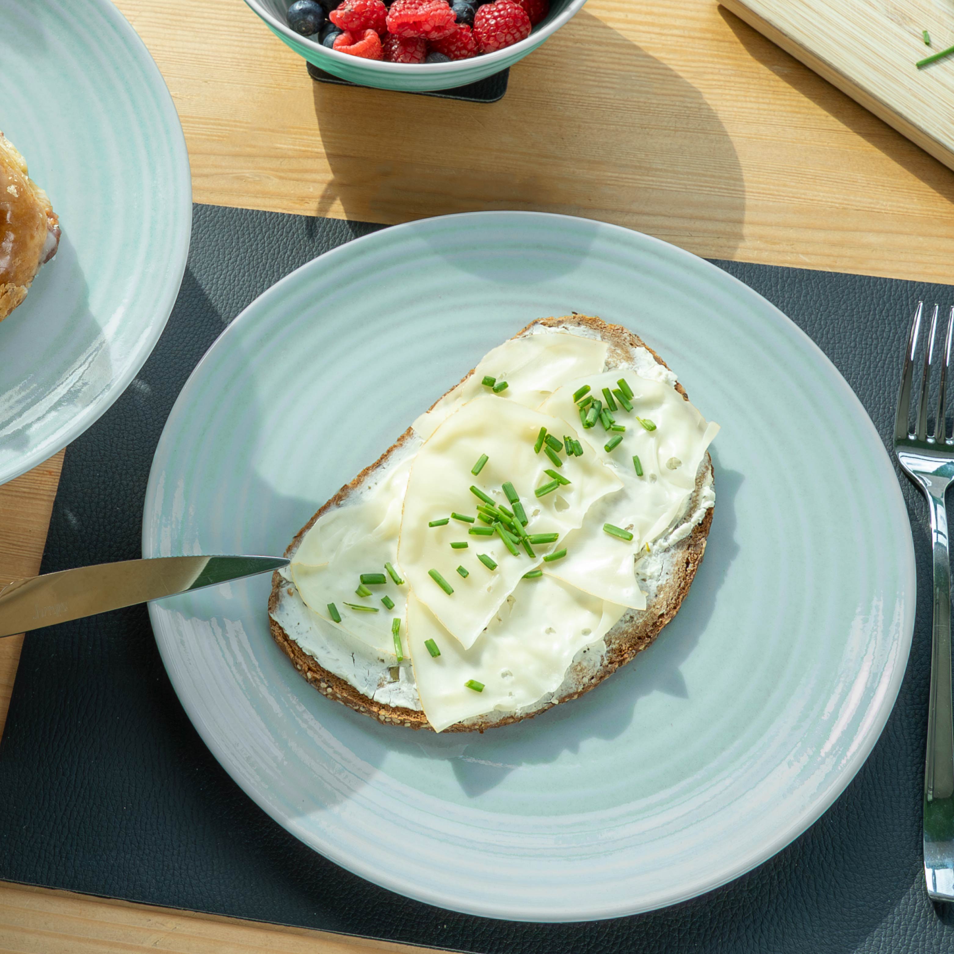 Assiette magnétique en porcelaine CYAN ⌀ 26cm