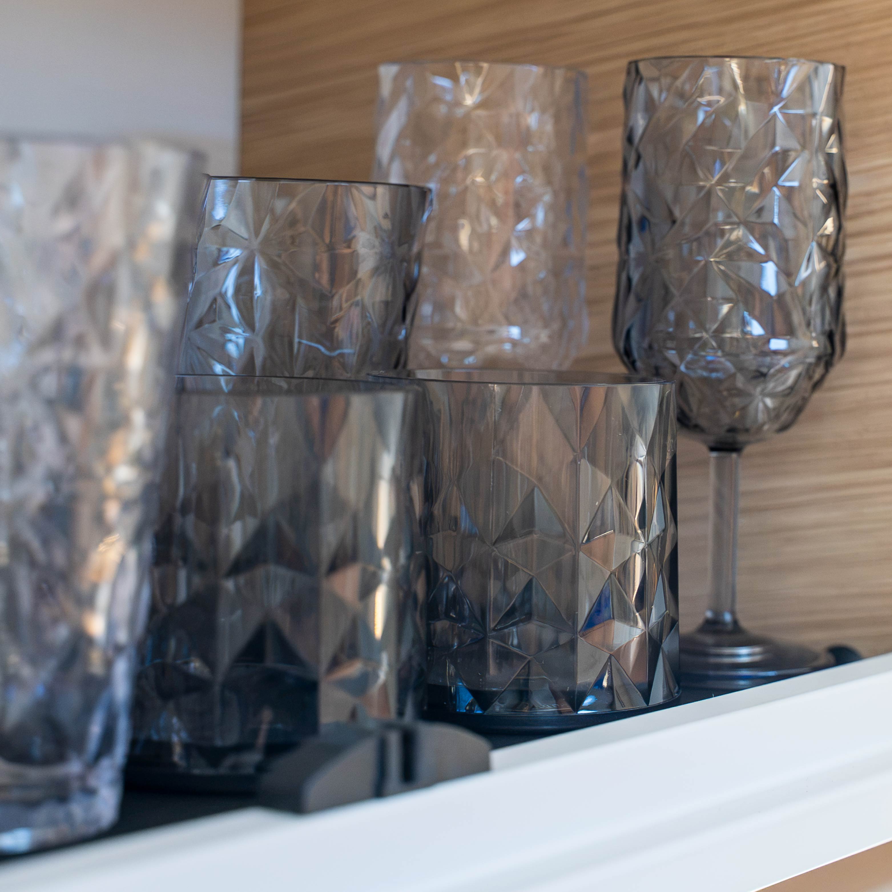 Magnetic plastic glasses TUMBLER GREY