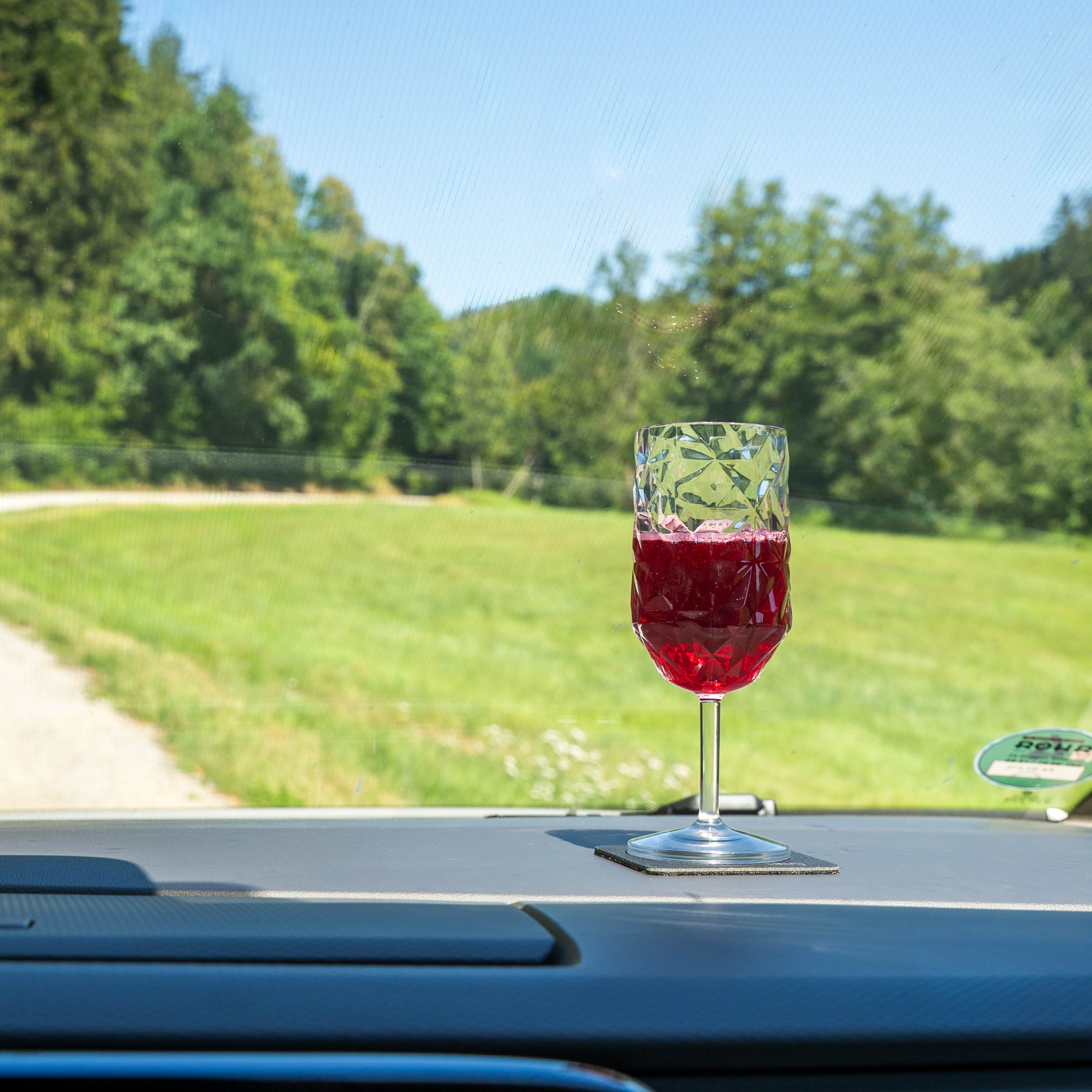 Magnetic Plastic Glasses WINE CLEAR PRISMA