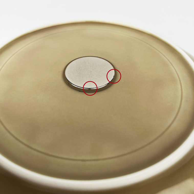 Food-Bowl mit Fehlern im Material 