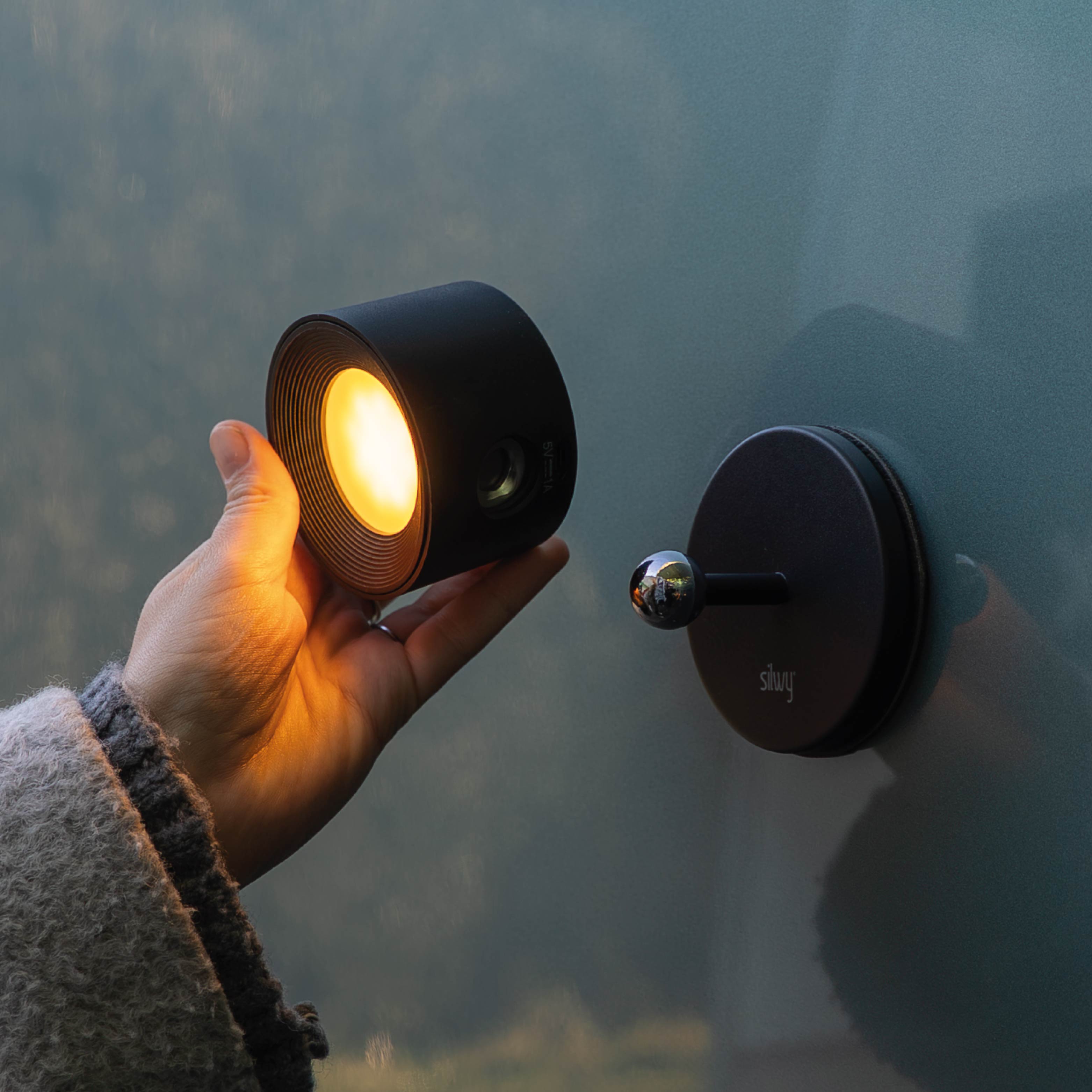 Lampe magnétique SPOTY avec socle